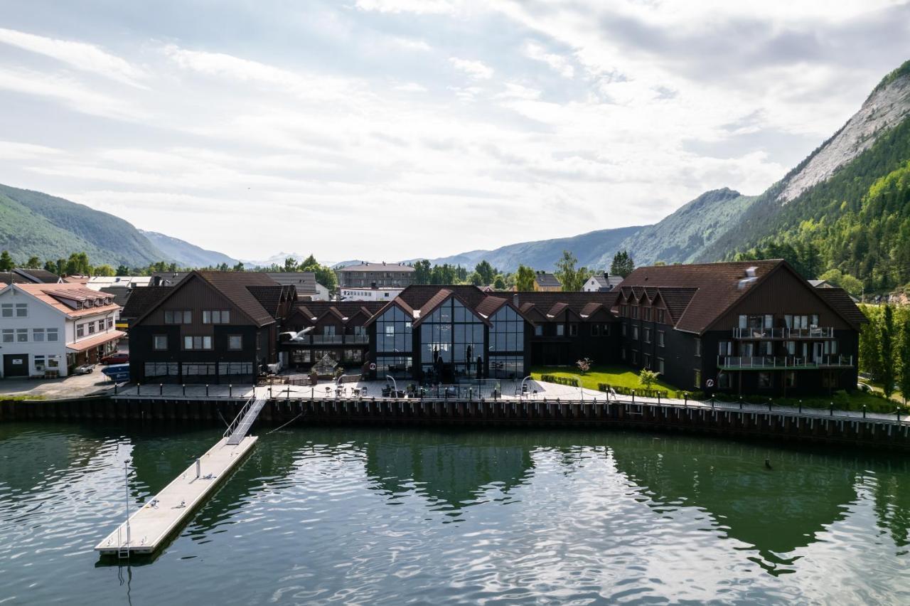 Rognan Hotel Bagian luar foto
